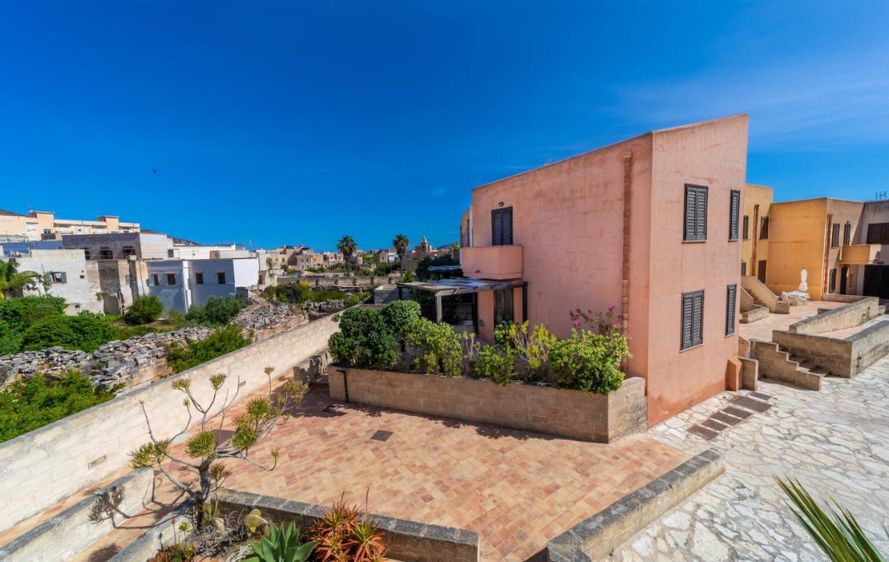 Elimi Favignana Apartments - Residence In Citta المظهر الخارجي الصورة