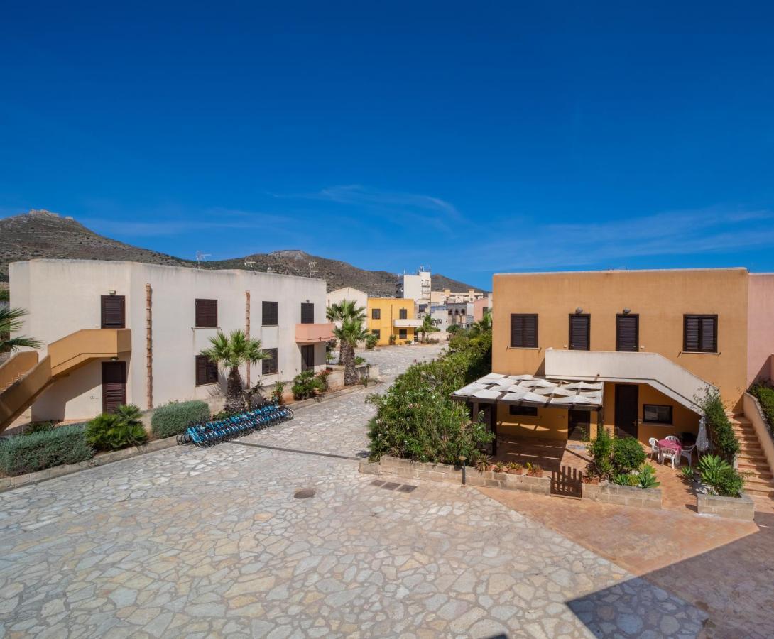 Elimi Favignana Apartments - Residence In Citta المظهر الخارجي الصورة